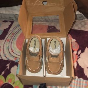 Toddler sperry shoes